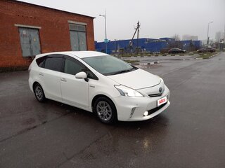 2014 Toyota Prius Alpha I (ZVW40/41), белый, 1170000 рублей, вид 1