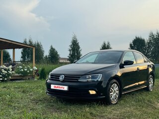 2015 Volkswagen Jetta VI Рестайлинг, чёрный, 900000 рублей, вид 1