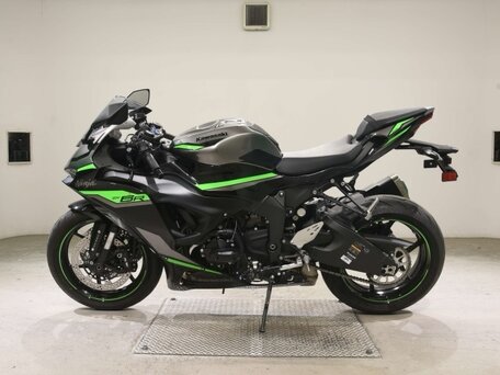 2024 Kawasaki ZX-6R Ninja, чёрный, 1187000 рублей, вид 1