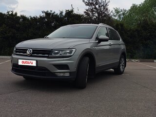 2017 Volkswagen Tiguan II, серебристый, 2290000 рублей, вид 3