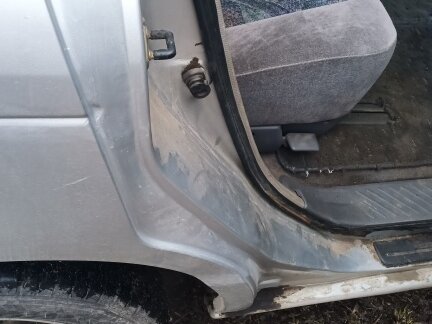 1997 Nissan R'nessa, серебристый, 350000 рублей - вид 17