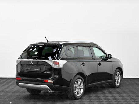 2014 Mitsubishi Outlander III, чёрный, 1175000 рублей, вид 4