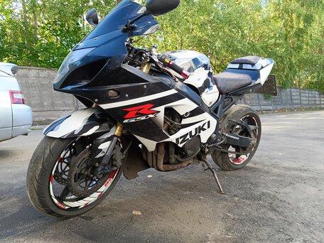 2004 Suzuki GSX-R 600, серый, 290000 рублей, вид 3