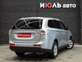 2012 Mitsubishi Outlander III, серебристый, 1390000 рублей, вид 4