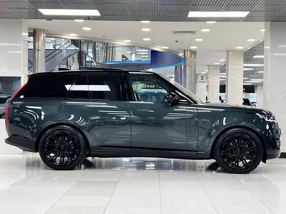 2026 Land Rover Range Rover D350 MHEV V, зелёный - вид 3