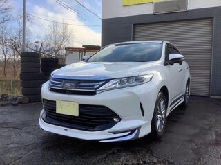 2020 Toyota Harrier III (XU60) Рестайлинг, белый, 2648000 рублей, вид 3