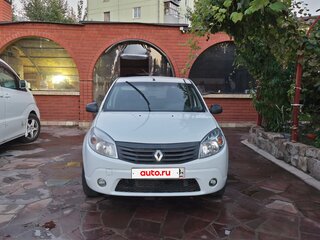 2014 Renault Sandero I, белый, 500000 рублей, вид 3