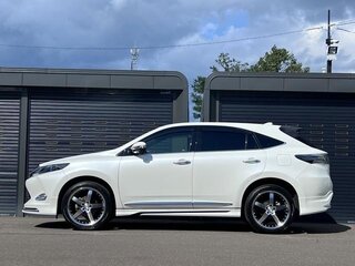 2017 Toyota Harrier III (XU60), белый, 2073000 рублей, вид 5