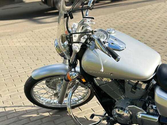 2007 Honda Shadow 750, серебристый, 495000 рублей - вид 2