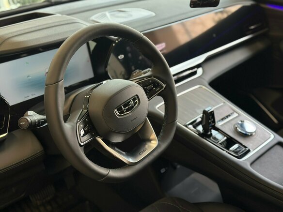 2026 Geely Monjaro I Рестайлинг, зелёный - вид 10
