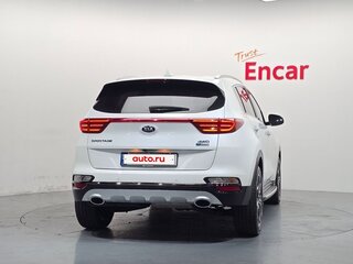2020 Kia Sportage IV Рестайлинг, белый, 2300000 рублей, вид 4