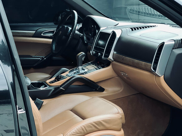 2011 Porsche Cayenne S II (958), чёрный, 2070000 рублей - вид 32