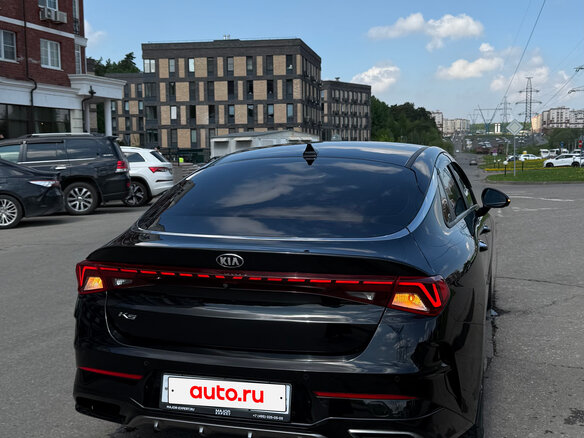 2020 Kia K5 III, чёрный, 2050000 рублей - вид 5