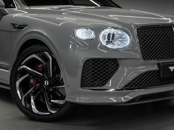 2022 Bentley Bentayga Speed I Рестайлинг, серый, 48760000 рублей - вид 11