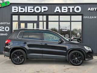 2010 Volkswagen Tiguan I, чёрный, 1090000 рублей, вид 3