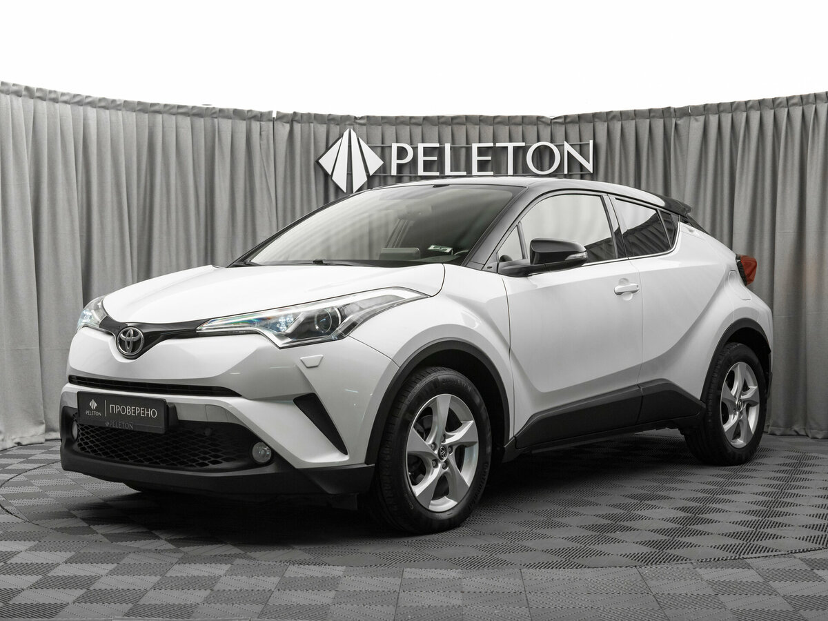 Открыть фотографии: Toyota C-HR I