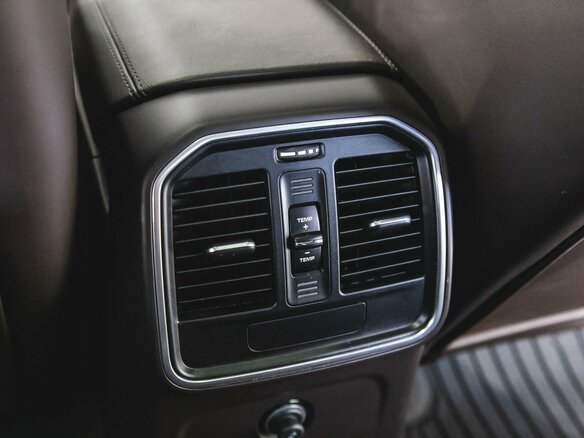 2015 Porsche Macan S I, красный - вид 32