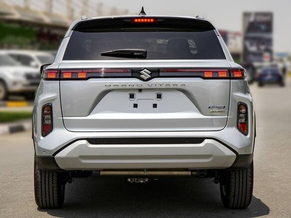 2024 Suzuki Grand Vitara III, белый, 2800000 рублей - вид 4