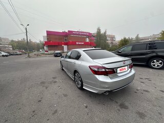2013 Honda Accord IX, серебристый, 1400000 рублей, вид 4