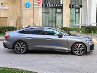 2026 Audi A5 L III (B10), серебристый, 5140000 рублей, вид 4