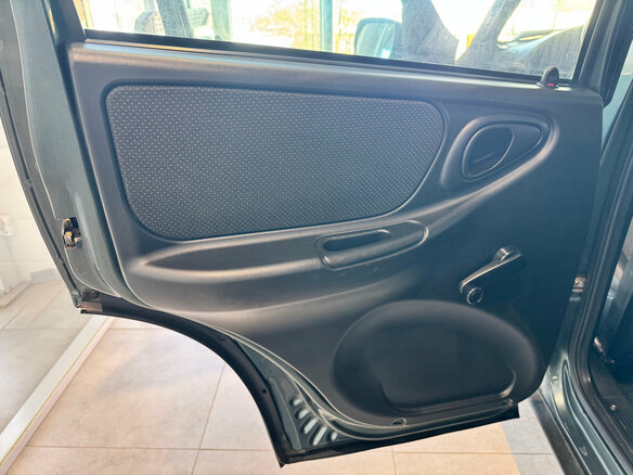 2018 Chevrolet Niva I Рестайлинг, зелёный, 655000 рублей - вид 14