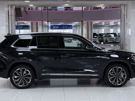 2026 Geely Monjaro (Xingyue L) I Рестайлинг 2 (China Market), чёрный, 3999000 рублей, вид 2