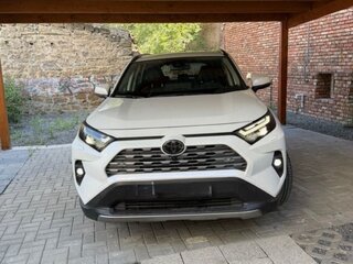 2023 Toyota RAV4 V (XA50), белый, 5050000 рублей, вид 1