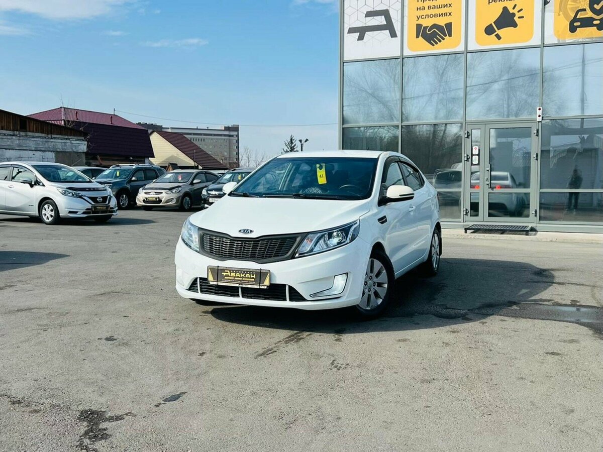 Открыть фотографии: Kia Rio III