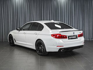 2020 BMW 5 серии 530i VII (G30/G31/G38), белый, 4220000 рублей, вид 2