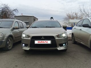 2008 Mitsubishi Lancer X, бежевый, 750000 рублей, вид 3