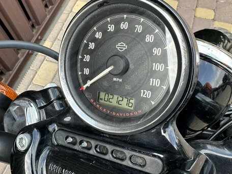 2017 Harley-Davidson Sportster 1200, серебристый, 1079000 рублей, вид 3