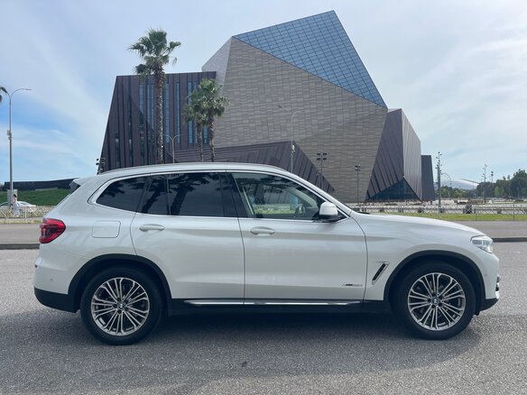2018 BMW X3 20i xDrive III (G01), белый, 2950000 рублей - вид 5