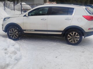 2014 Kia Sportage III Рестайлинг, белый, 1200000 рублей, вид 3