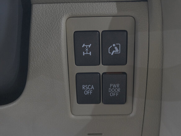2013 Lexus LX 570 III Рестайлинг, чёрный, 4069000 рублей - вид 33