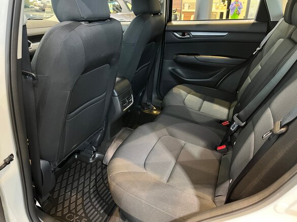 2026 Mazda CX-5 II Рестайлинг, белый, 3700000 рублей - вид 10