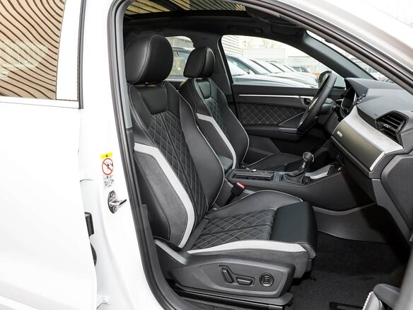 2026 Audi Q3 TFSI III (FJ), серый, 3900000 рублей - вид 9