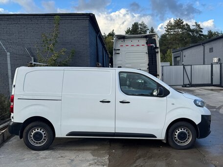 2020 Peugeot Expert, белый, 2000000 рублей, вид 4