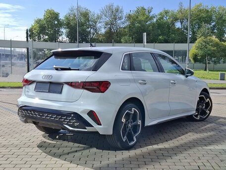 2026 Audi A3 Sportback 35 TFSI IV (8Y) Рестайлинг, белый, 3550000 рублей, вид 5