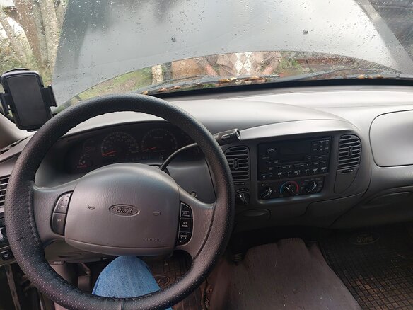 2001 Ford Expedition I, чёрный, 750000 рублей - вид 6