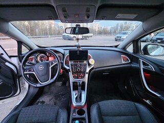 2013 Opel Astra GTC J Рестайлинг, белый, 790000 рублей, вид 5
