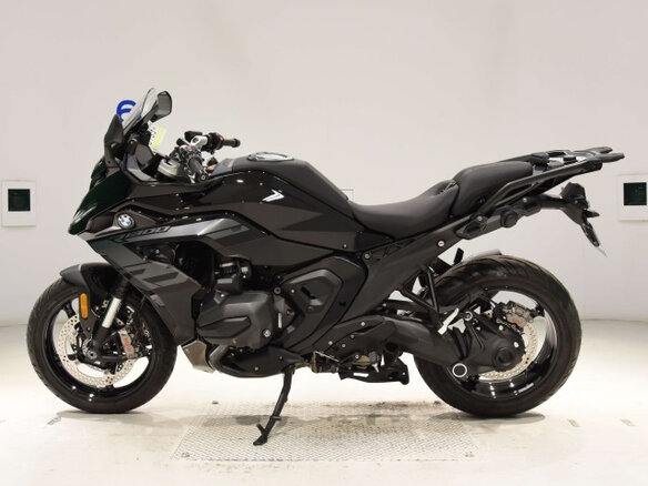 2025 BMW R 1300 RS, чёрный, 1950000 рублей - вид 2
