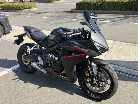 2025 Honda CBR 650R, чёрный, 1115000 рублей, вид 3