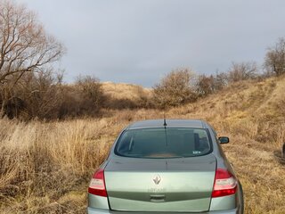 2008 Renault Megane II Рестайлинг, зелёный, 500000 рублей, вид 2