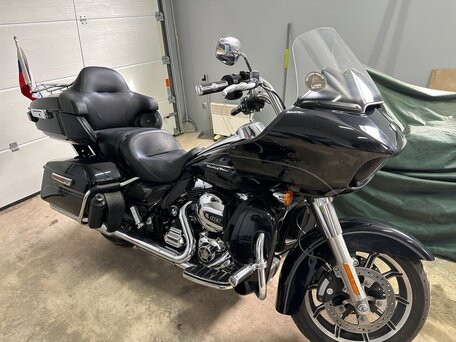 2016 Harley-Davidson Road Glide, чёрный, 1500000 рублей, вид 2