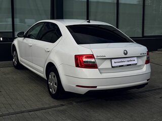 2020 Skoda Octavia III (A7) Рестайлинг, белый, 1664000 рублей, вид 3