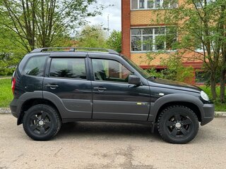 2016 Chevrolet Niva I Рестайлинг, чёрный, 850000 рублей, вид 3
