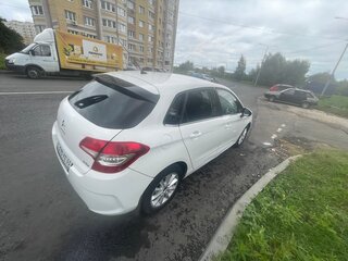 2013 Citroen C4 II, белый, 450000 рублей, вид 3