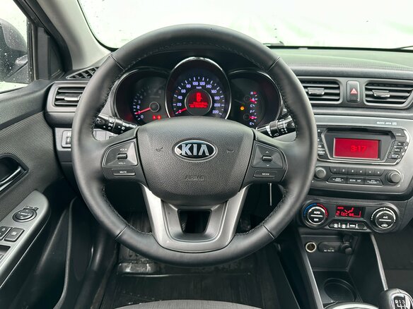2013 Kia Rio 5-speed III, серый - вид 4