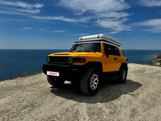 2006 Toyota FJ Cruiser, жёлтый, 3000000 рублей, вид 1