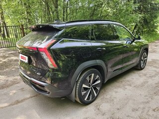 2024 Geely Atlas II, чёрный, 2568000 рублей, вид 3